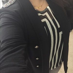 Blouse with a fun pattern